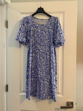 Lilly Pulitzer size S Rosen t-shirt dress.  Color: Martinique Blue Zee Bebe